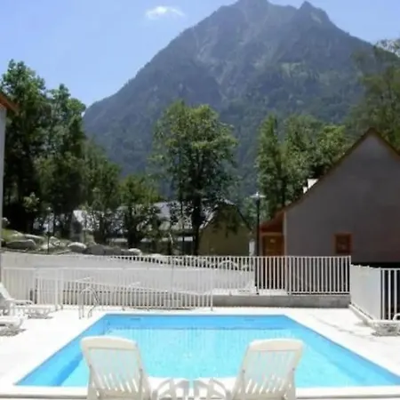 Vue Montagnes Rdc Piscine Διαμέρισμα *