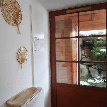 Vue Montagnes Rdc Piscine Apartamento *