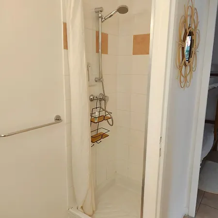 Vue Montagnes Rdc Piscine Apartamento *