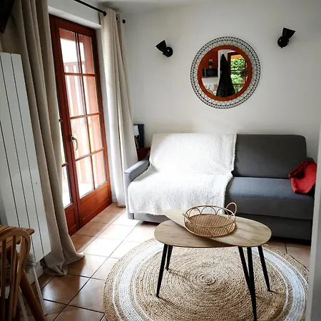 Vue Montagnes Rdc Piscine Apartamento *