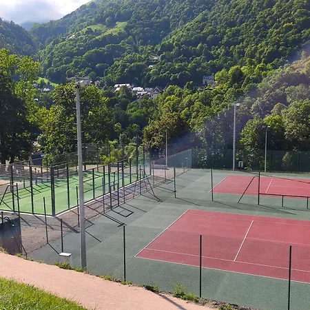 Vue Montagnes Rdc Piscine
